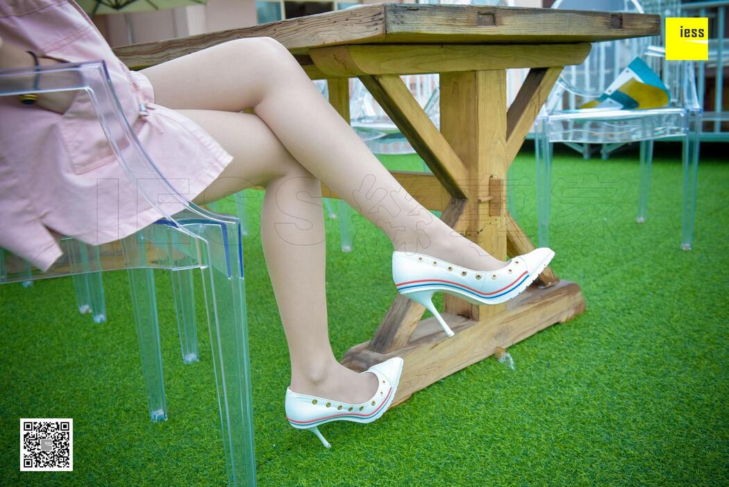 Sixiangjia 145 Jun Jun "Sporty Style High-heeled Pork Silk" [IESS Weird Interesting]