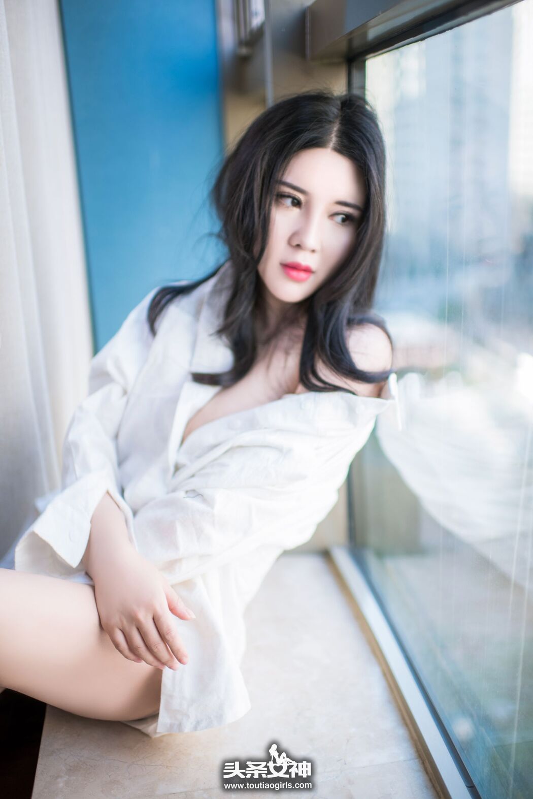 Sukki Kerr "Sexy Development, Passionate White Shirt" [Headline Goddess]