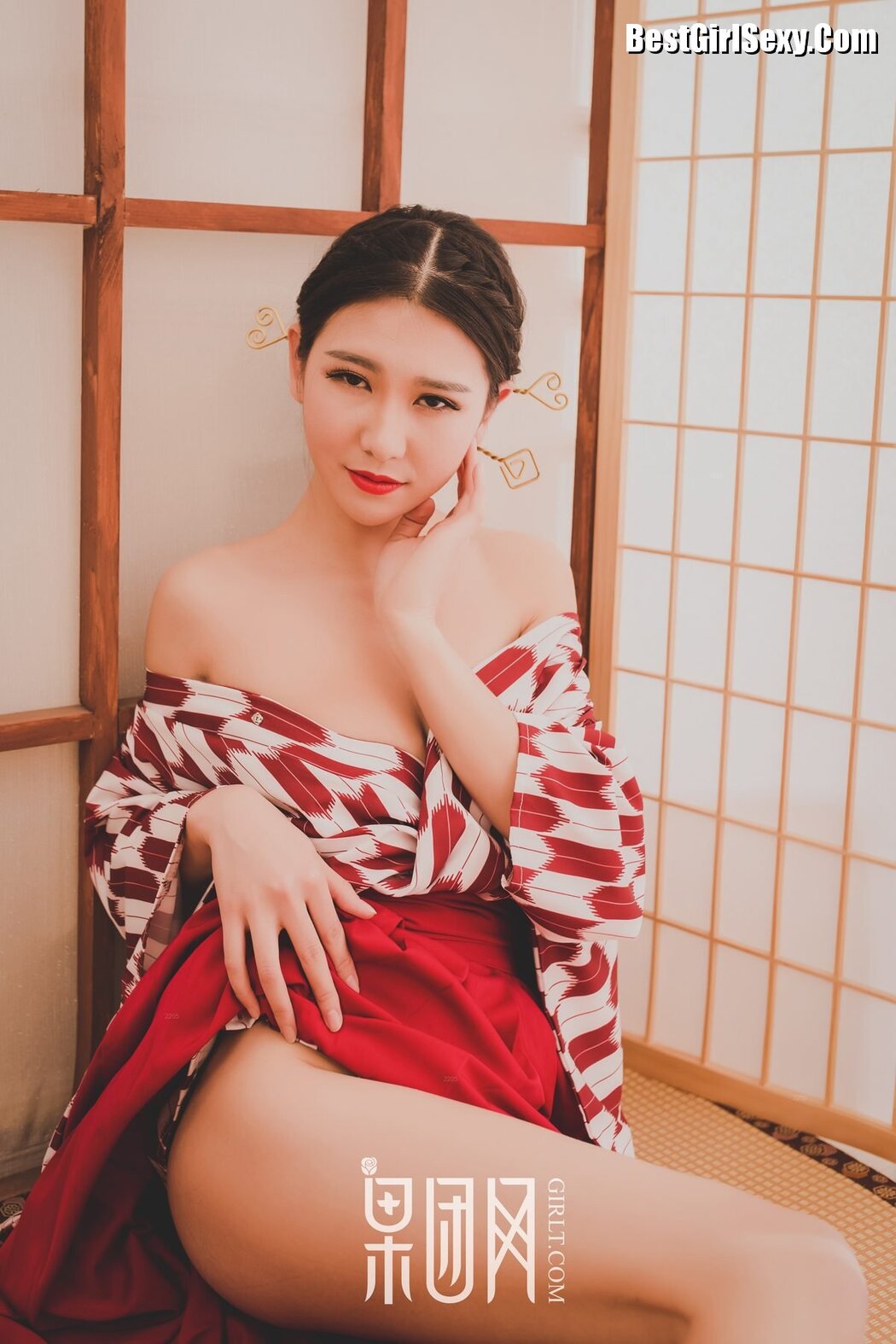 Girlt果团网 No.115 Tang Guo Er