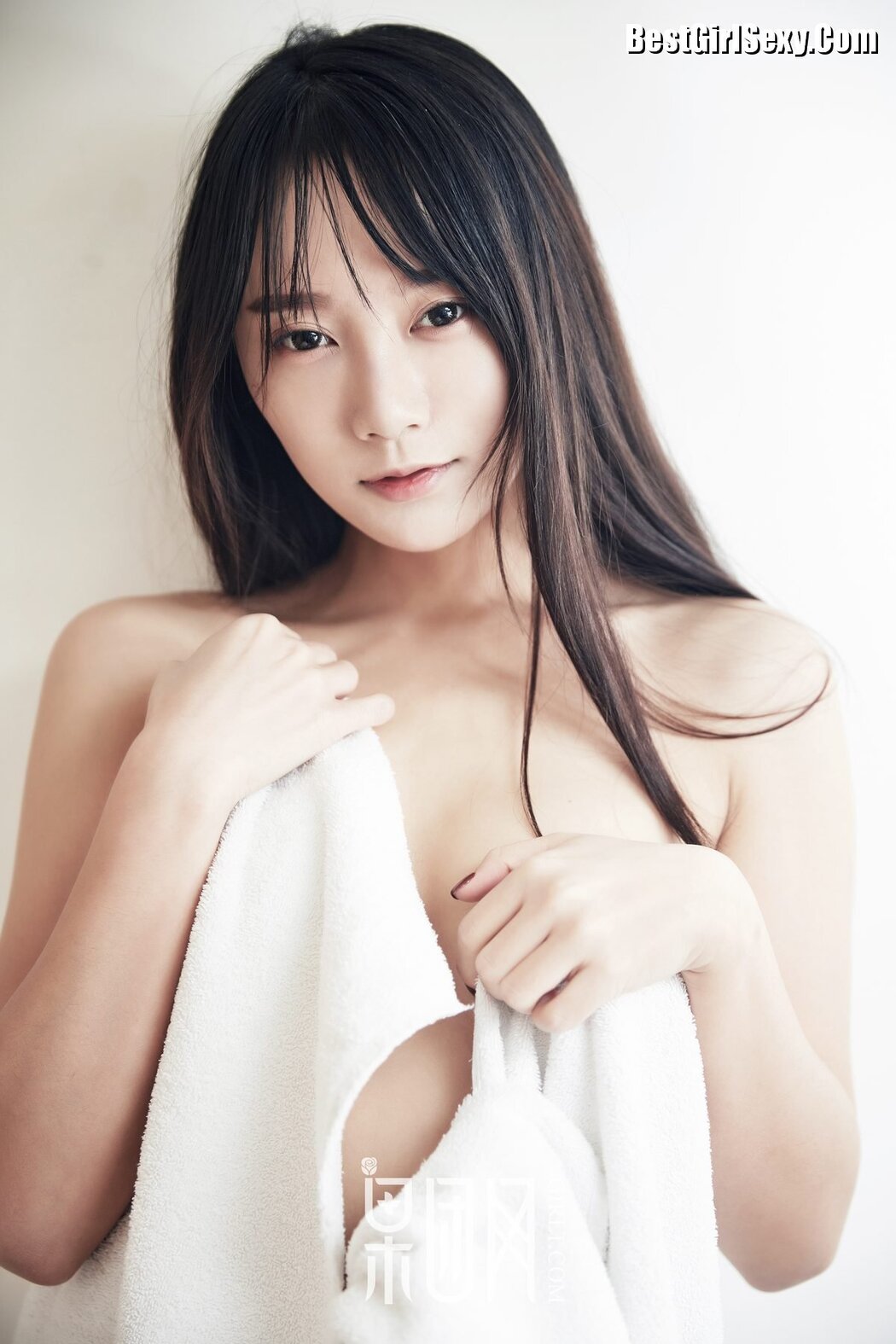 Girlt果团网 No.122 He Jia Ying