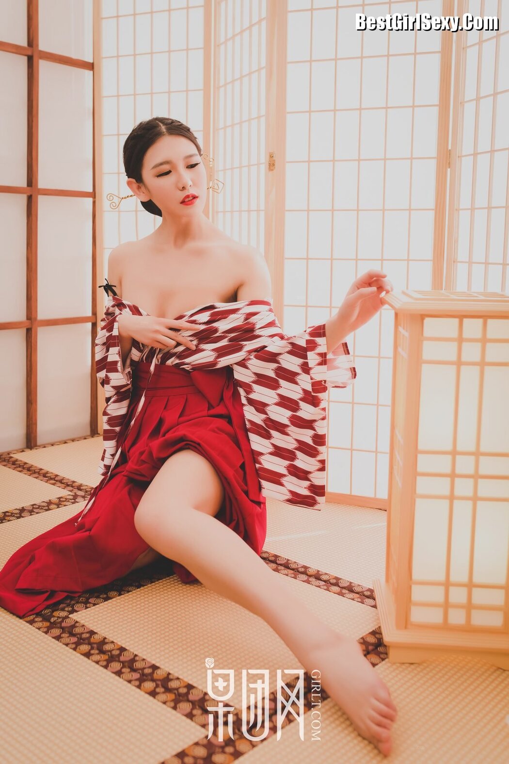 Girlt果团网 No.115 Tang Guo Er