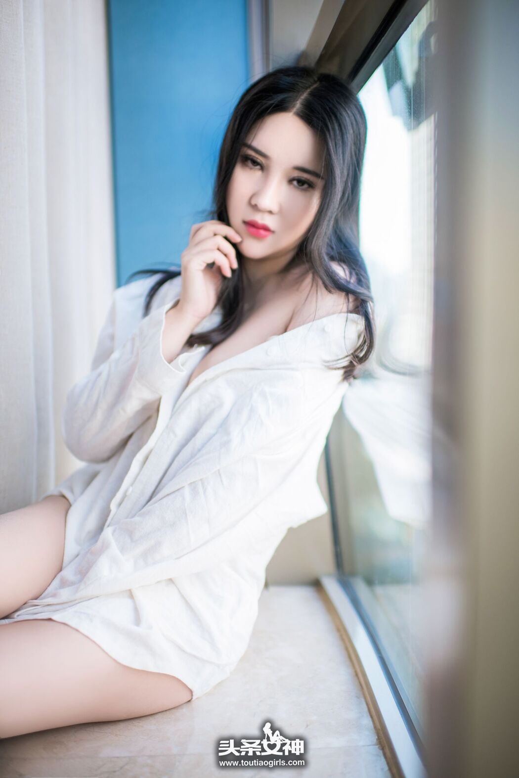 Sukki Kerr "Sexy Development, Passionate White Shirt" [Headline Goddess]