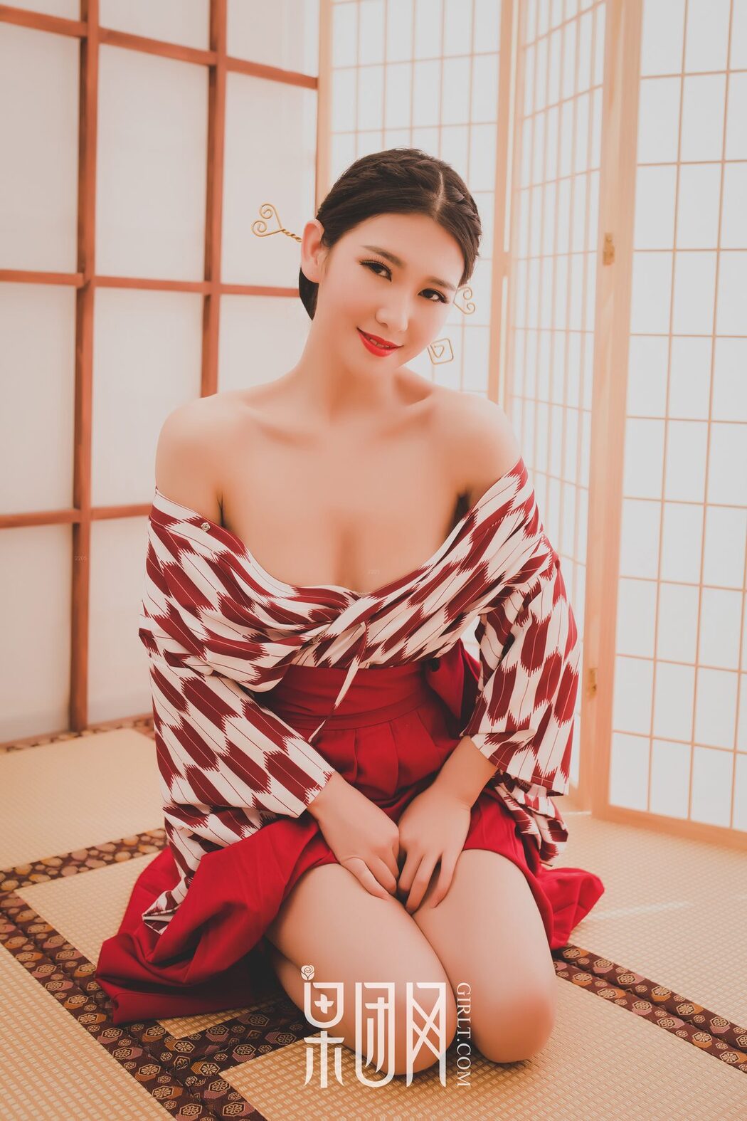 Girlt果团网 No.115 Tang Guo Er