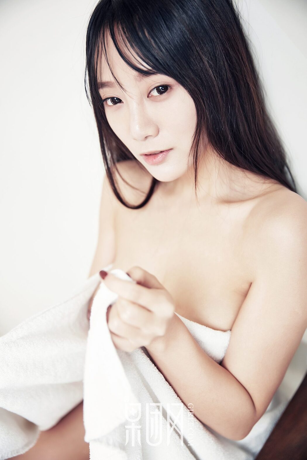 Girlt果团网 No.122 He Jia Ying