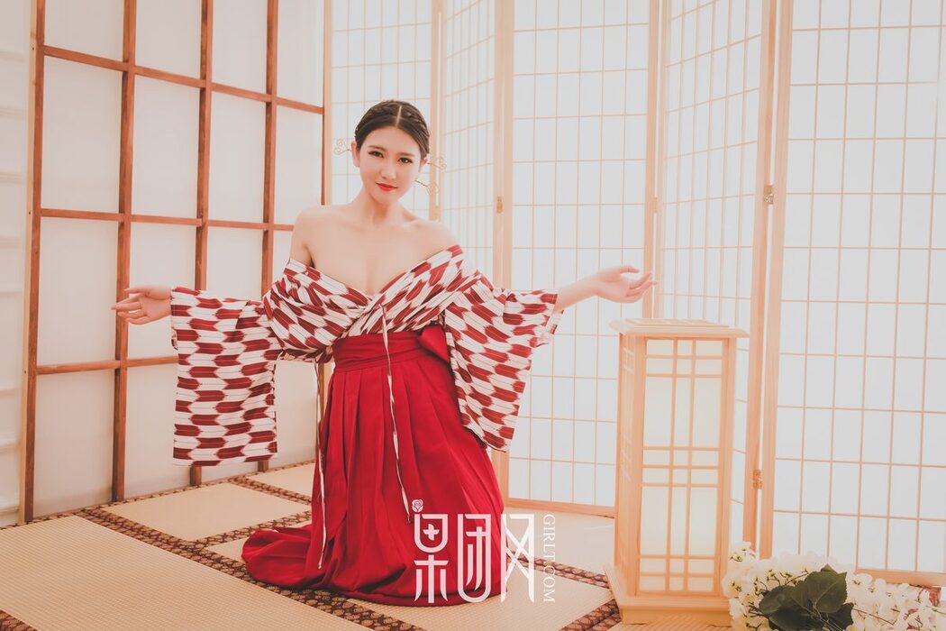 Girlt果团网 No.115 Tang Guo Er