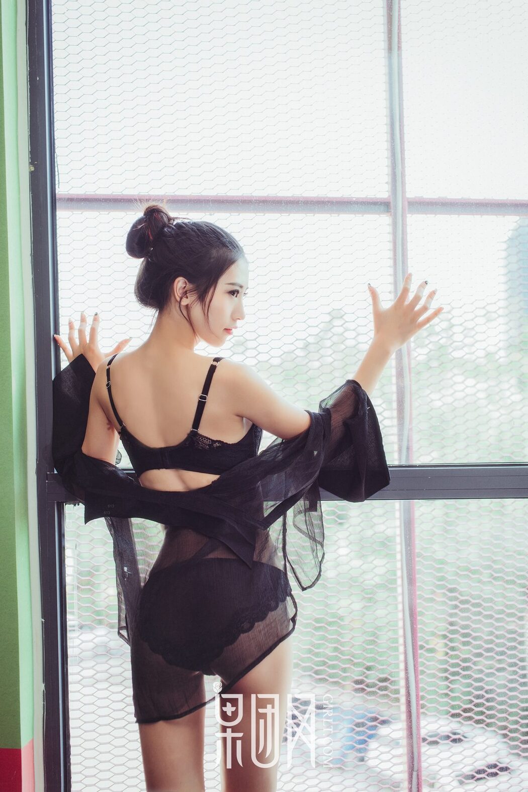 Girlt果团网 No.040 Tong Ling Er