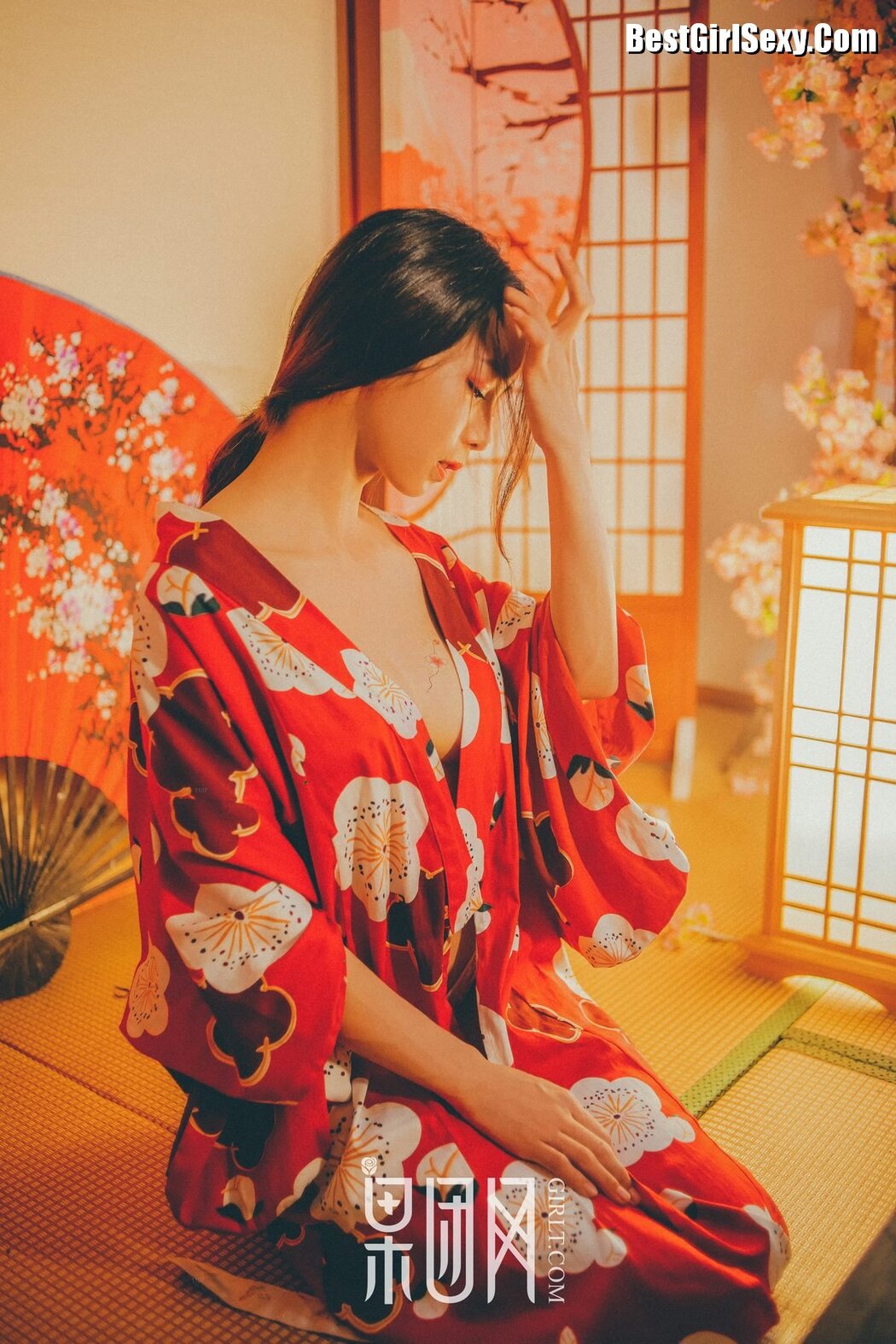 Girlt果团网 No.065 Mai Ko