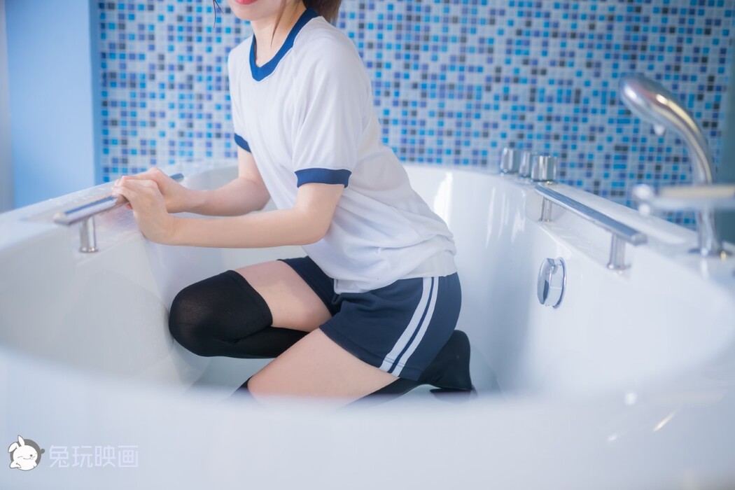 Coser@兔玩映画 Vol.021 湿身体操服