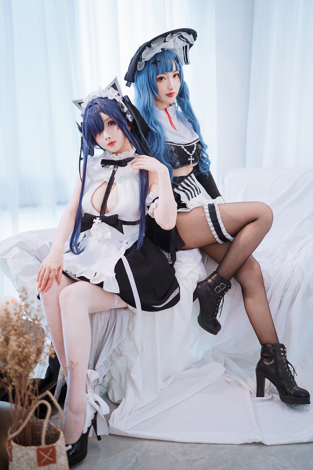 Coser@rioko凉凉子 Vol.102 奥古斯特女仆 Cover Photo