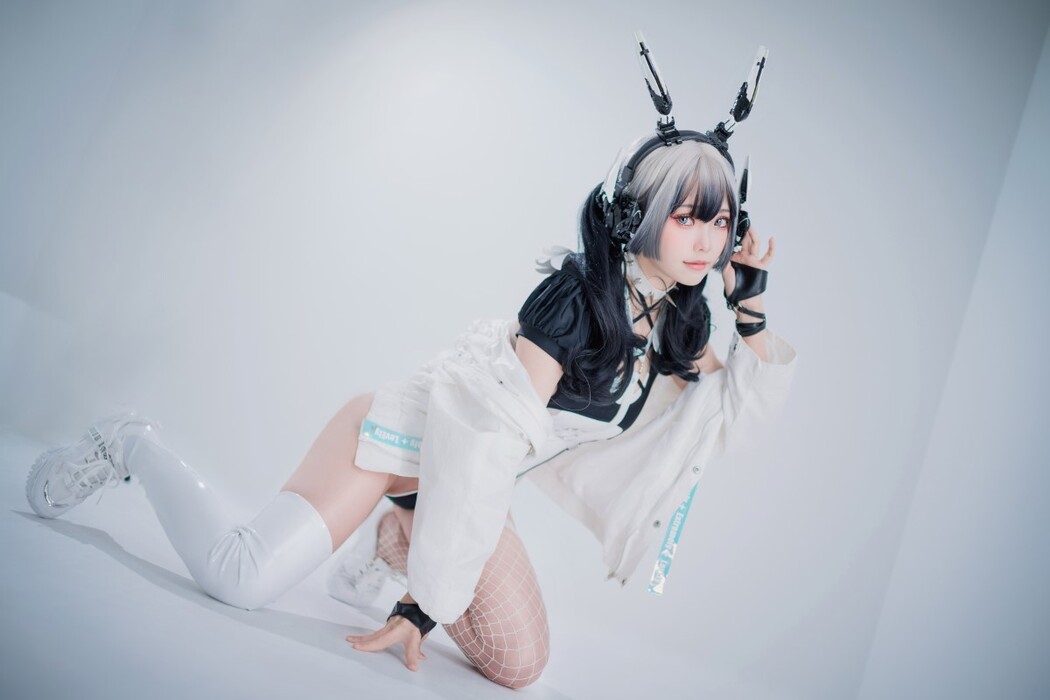 Coser@Ely – Cyber Girl Blanche