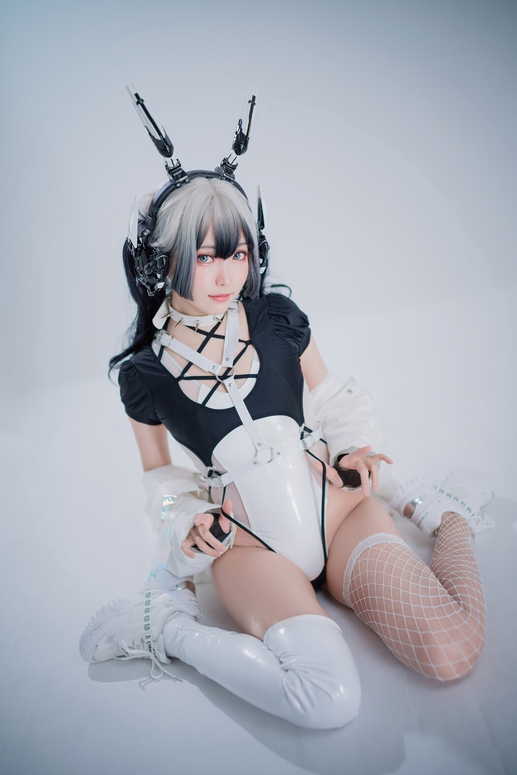 Coser@Ely – Cyber Girl Blanche