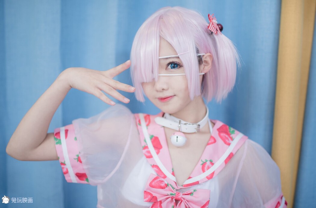 Coser@兔玩映画 Vol.016 草莓裙