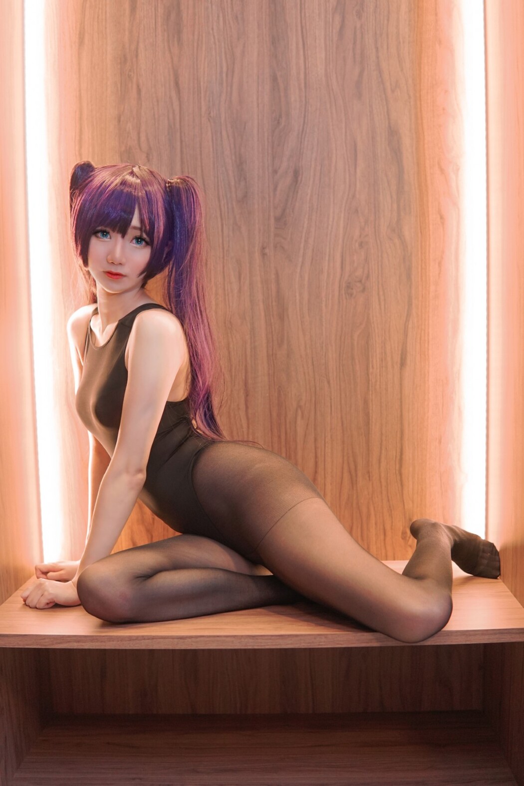 Coser@Sally Dorasnow – Mona Swimsuit Genshin Impact