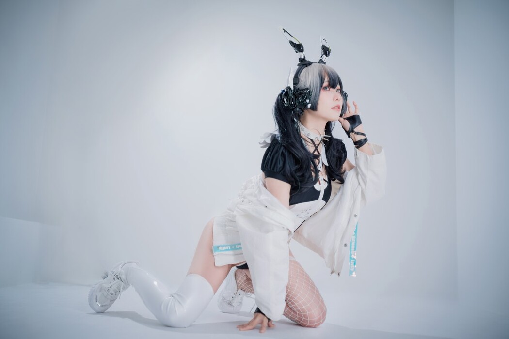 Coser@Ely – Cyber Girl Blanche