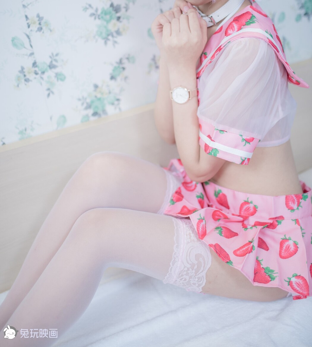 Coser@兔玩映画 Vol.016 草莓裙