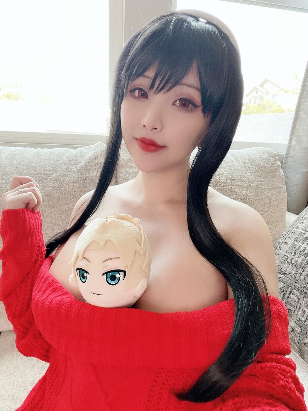 Coser@Hana Bunny – Yor Forger Red Sweater