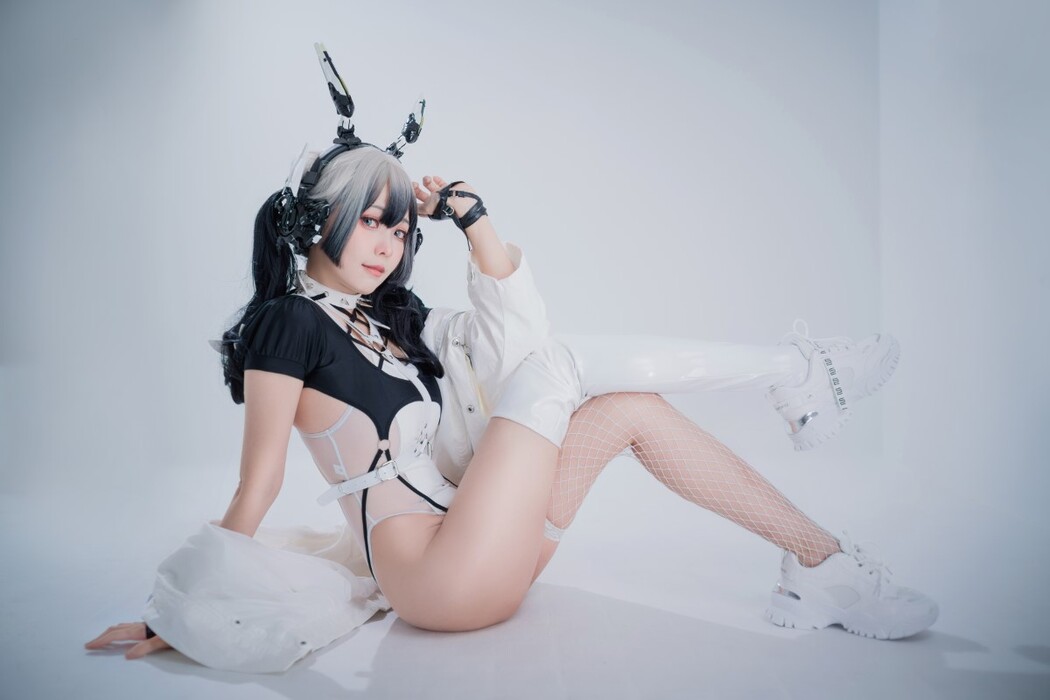 Coser@Ely – Cyber Girl Blanche