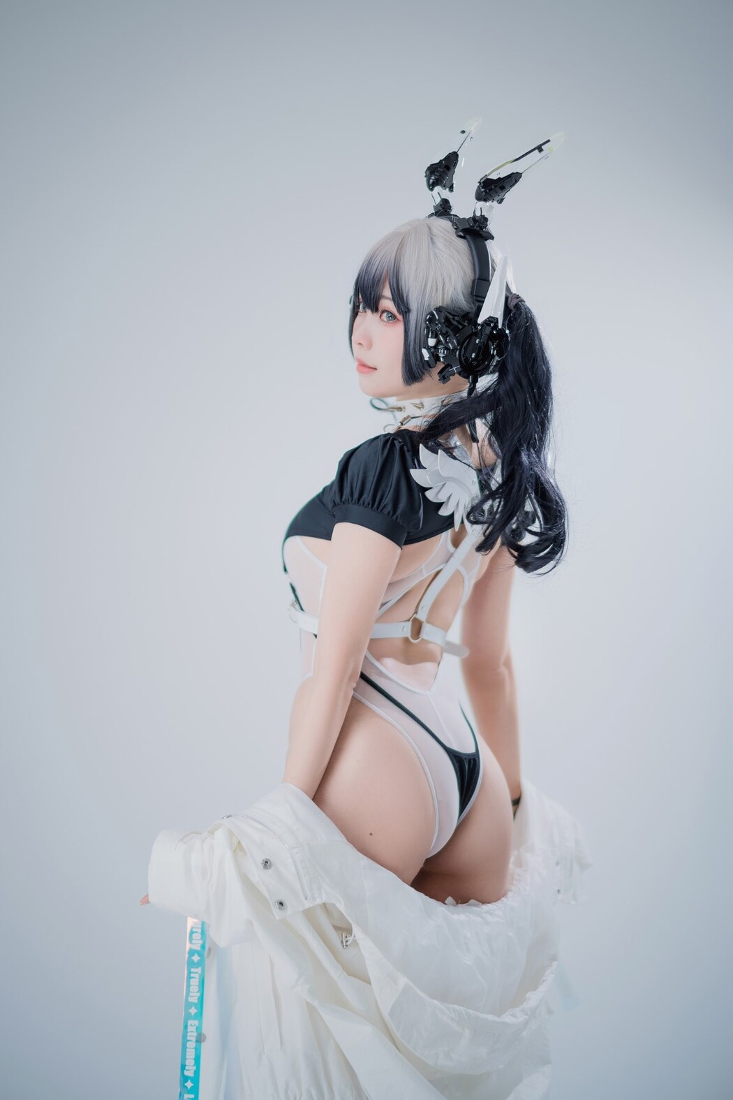 Coser@Ely – Cyber Girl Blanche