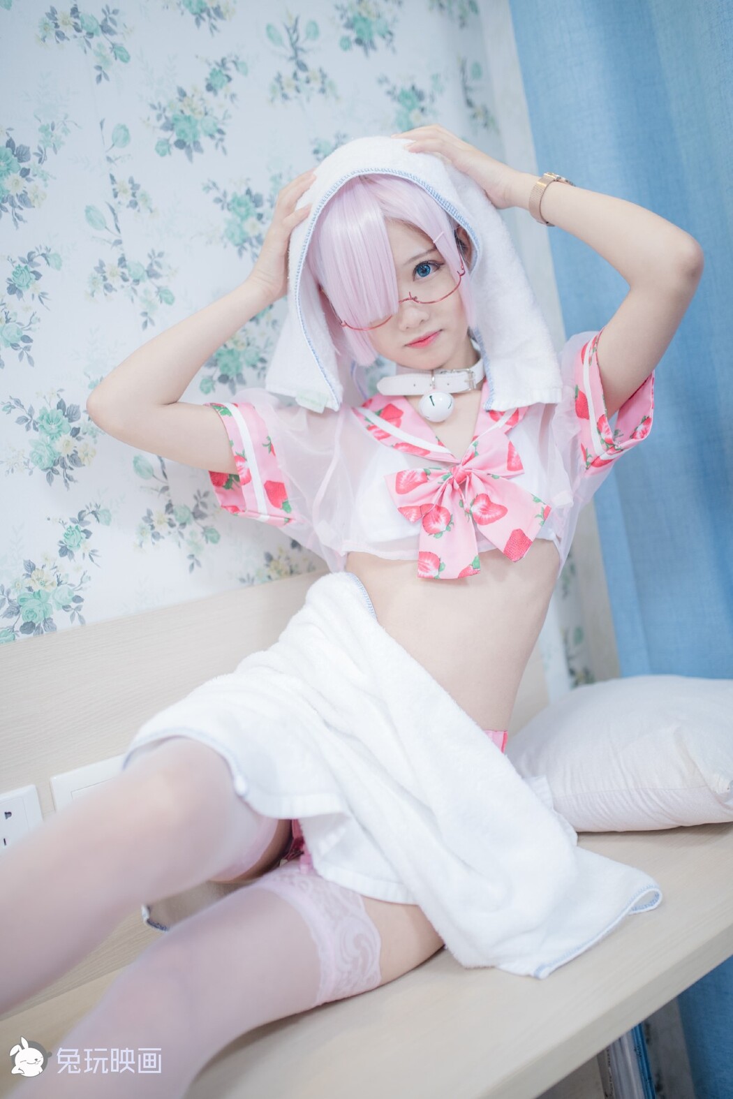 Coser@兔玩映画 Vol.016 草莓裙