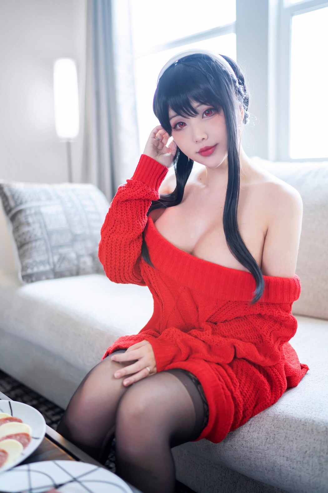 Coser@Hana Bunny – Yor Forger Red Sweater