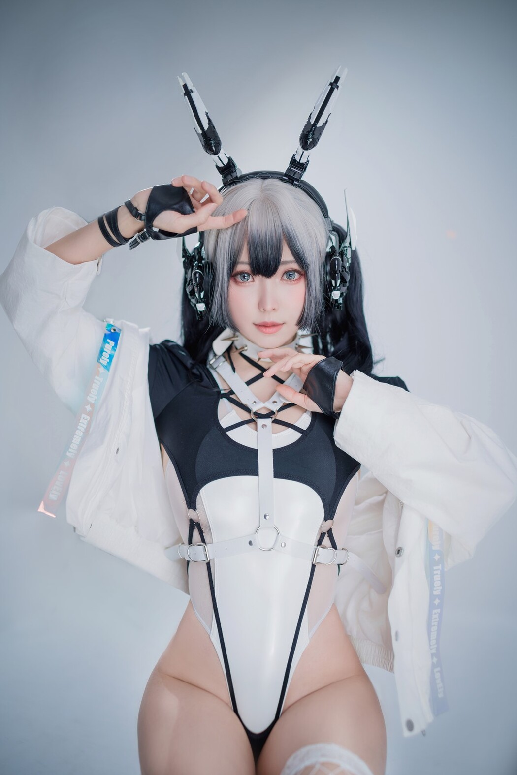 Coser@Ely – Cyber Girl Blanche