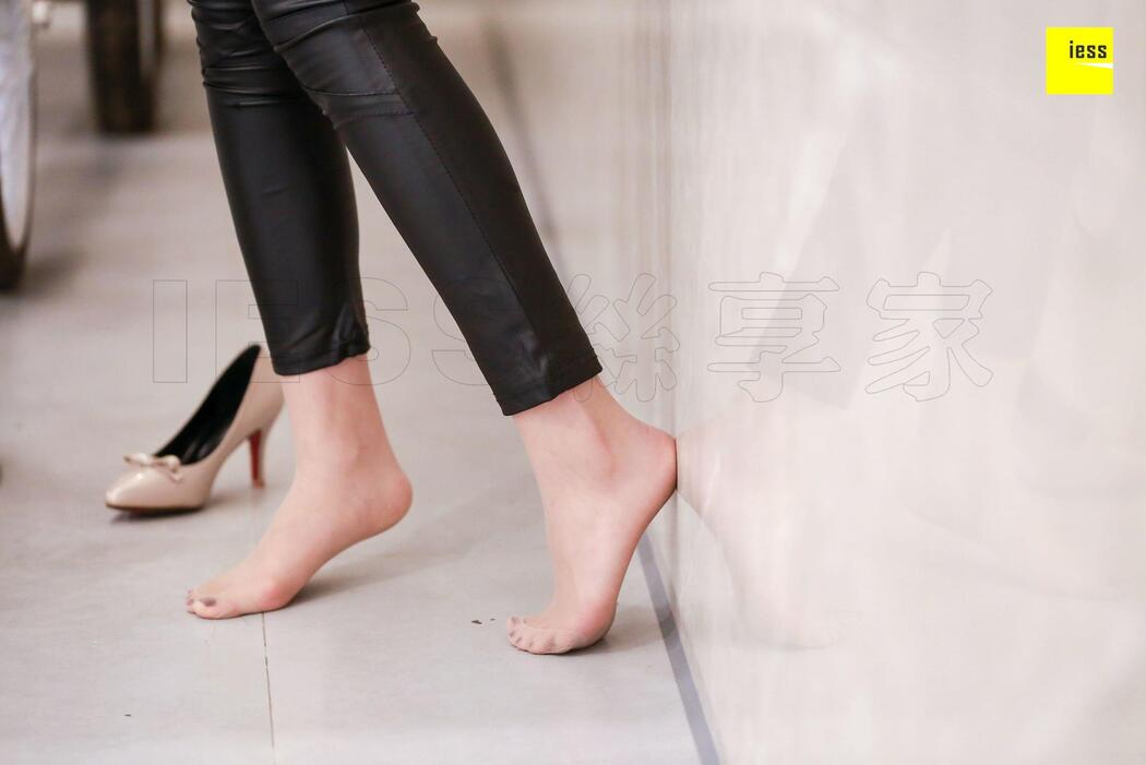 Qiqi "Qiqi Deducts Silk with Leather Pants" [异思趣向IESS] Sixiangjia 176