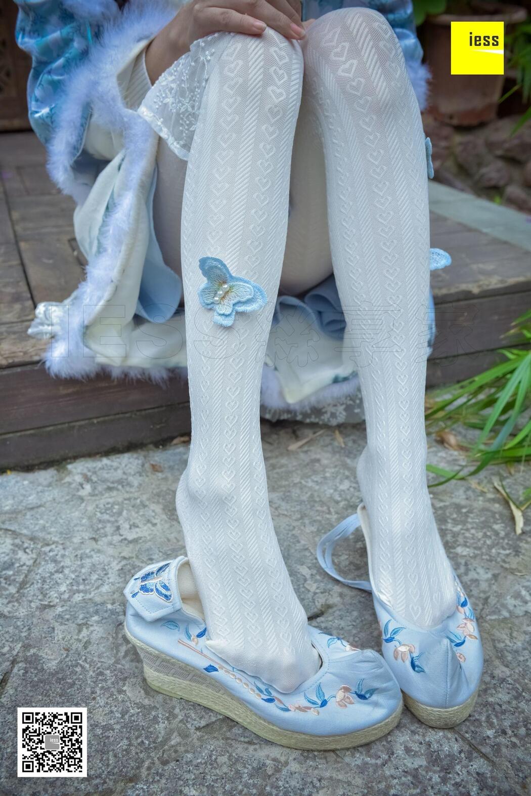 Silk Xiangjia 122 Mumu "Hanfu Embroidered Shoes and White Socks" [IESS Weird Interesting Direction]