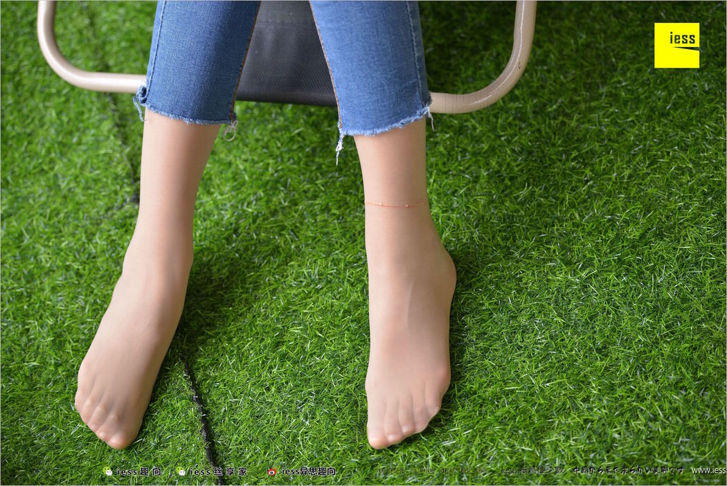 Huahua "Classic Little Feet" [Iss to IESS] Silky Foot Bento 210