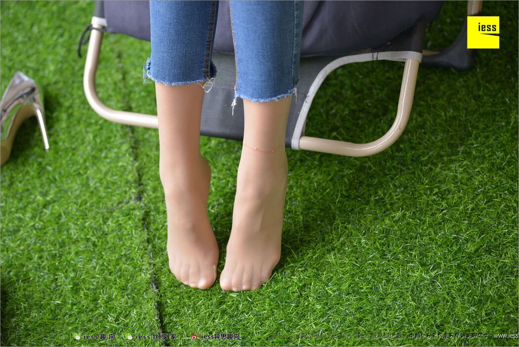 Huahua "Classic Little Feet" [Iss to IESS] Silky Foot Bento 210
