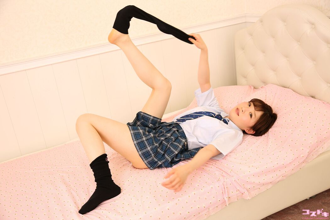 Arisa Koume [Cosdoki] koumearisa_pic_seifukutie1