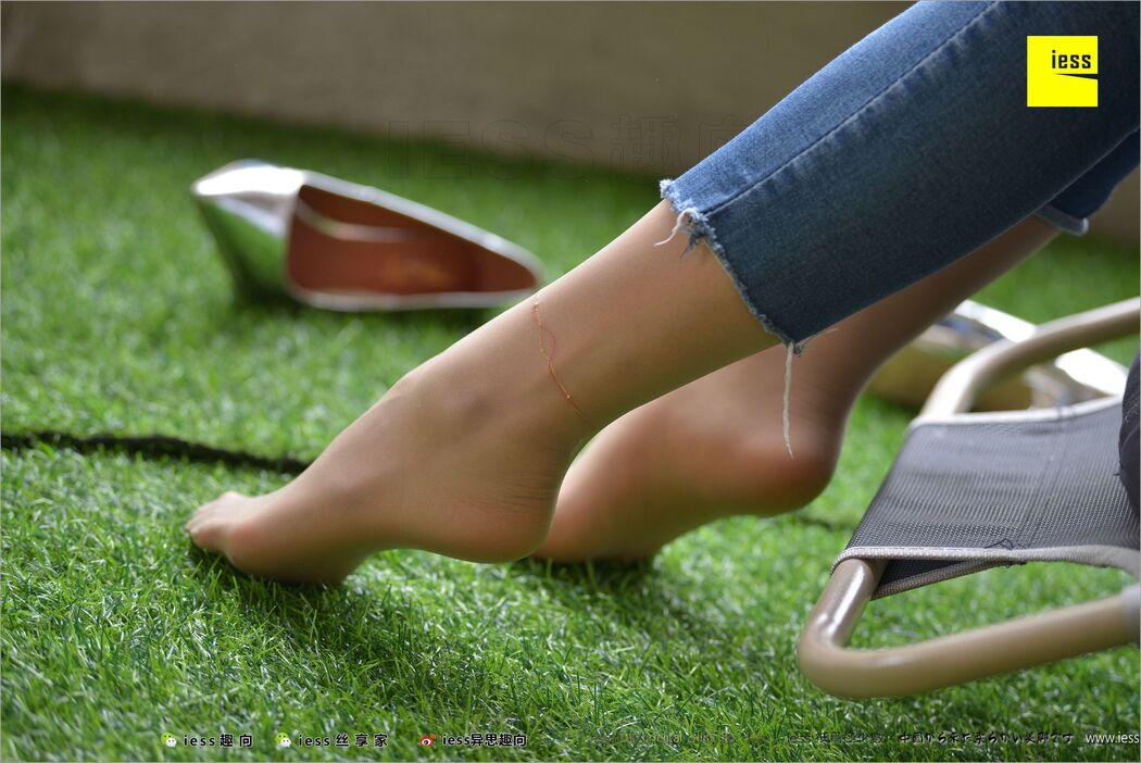 Huahua "Classic Little Feet" [Iss to IESS] Silky Foot Bento 210