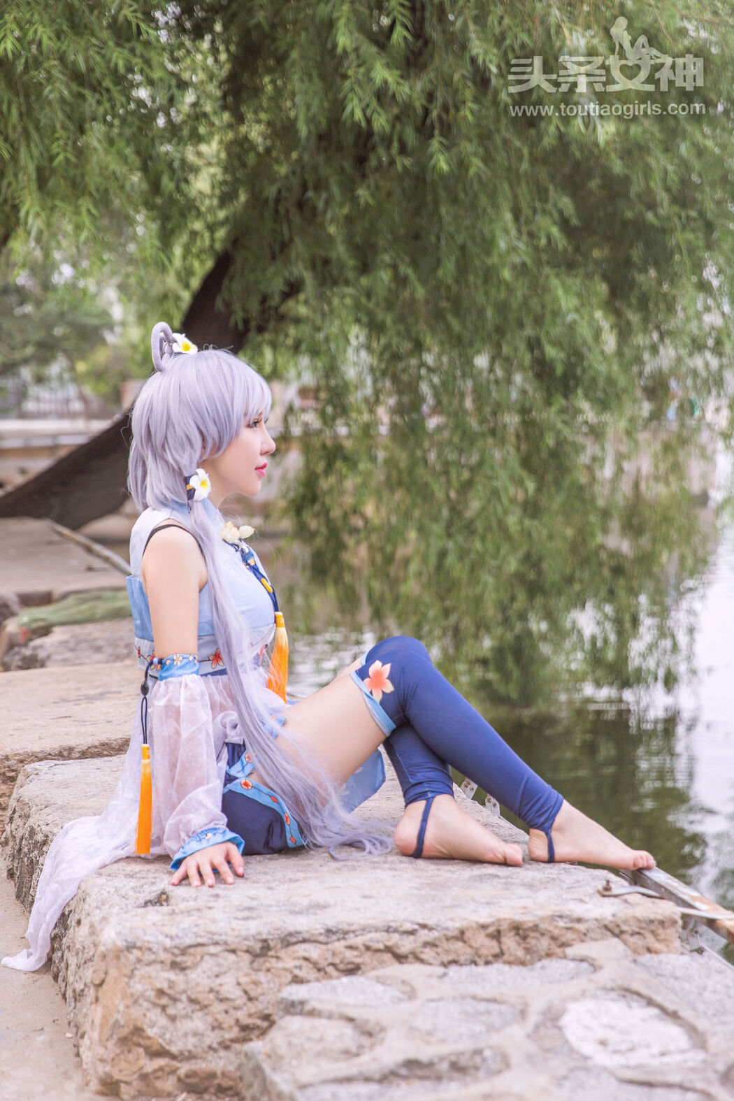 Xinxin "Tianyi Doll" [Headline Goddess]