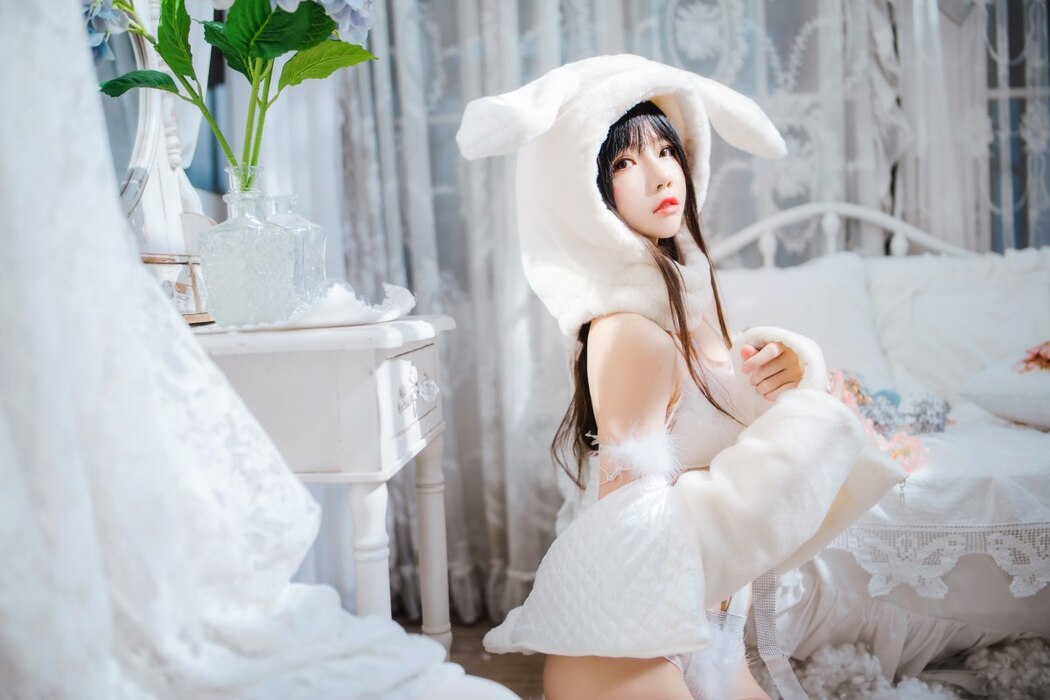 Coser@桜桃喵 Vol.142 小白兔01And 02