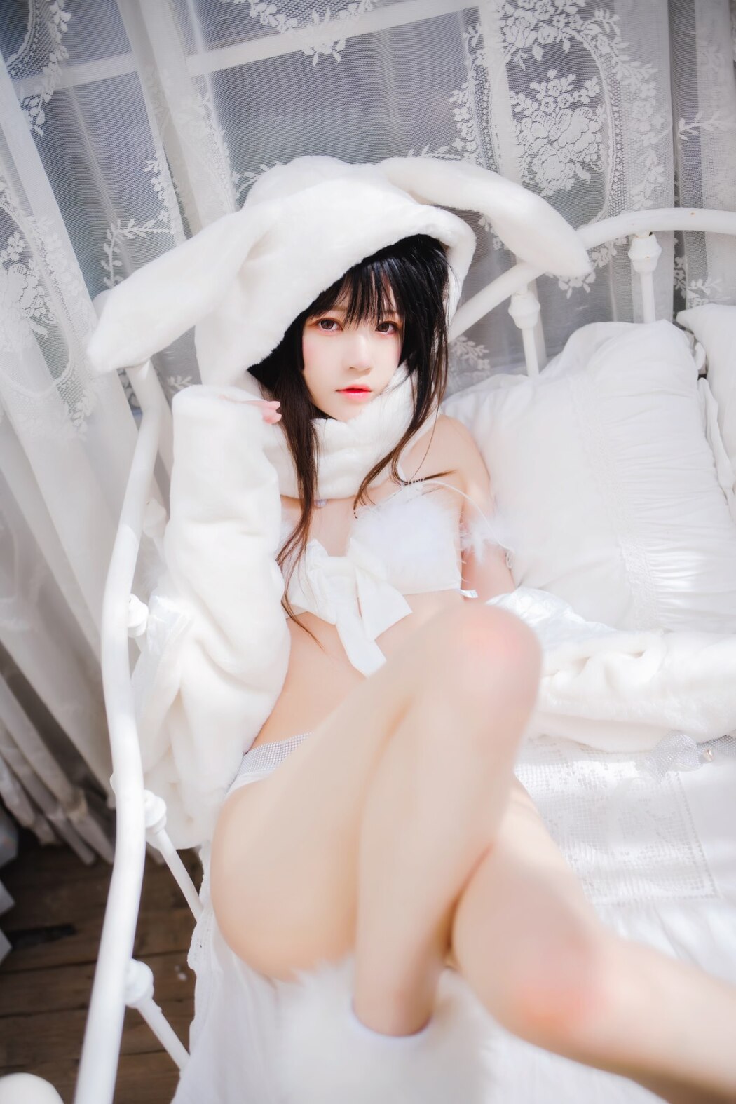 Coser@桜桃喵 Vol.142 小白兔01And 02