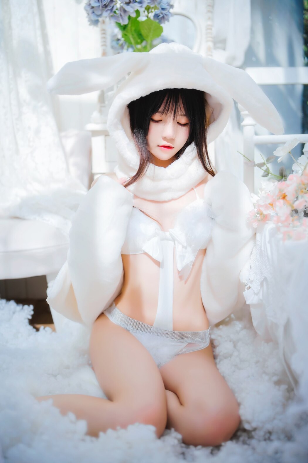 Coser@桜桃喵 Vol.142 小白兔01And 02