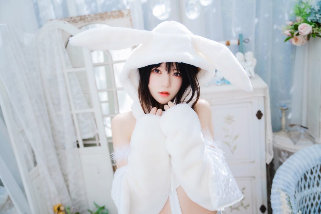 Coser@桜桃喵 Vol.142 小白兔01And 02