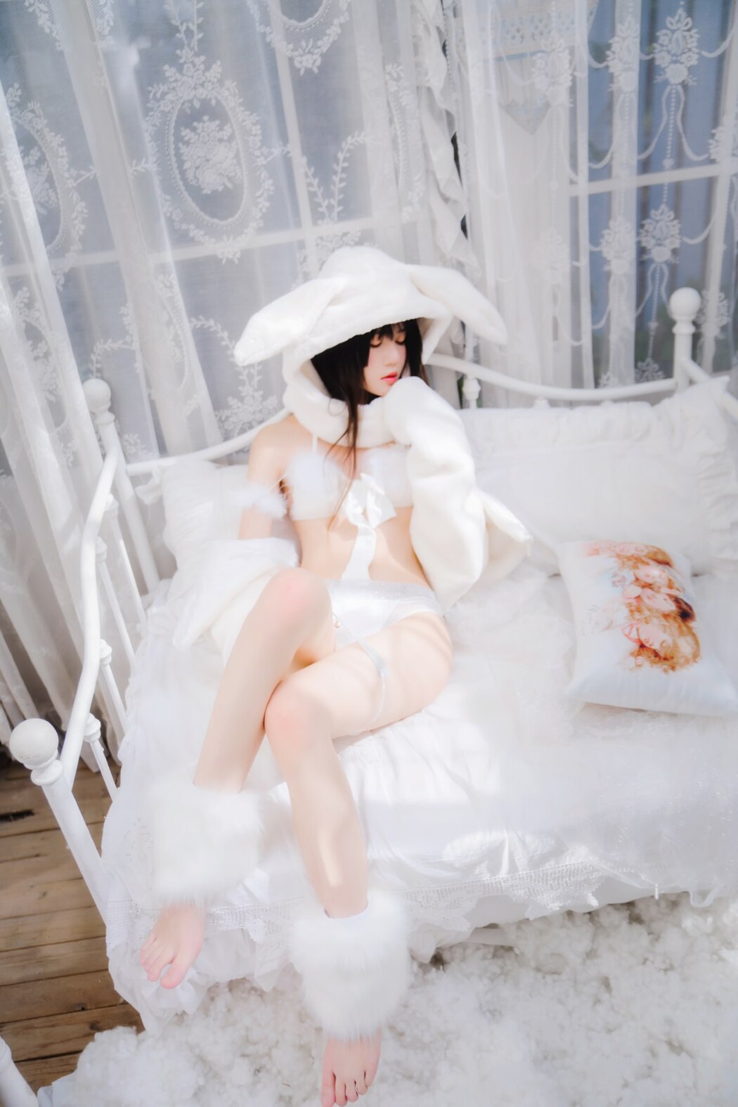 Coser@桜桃喵 Vol.142 小白兔01And 02