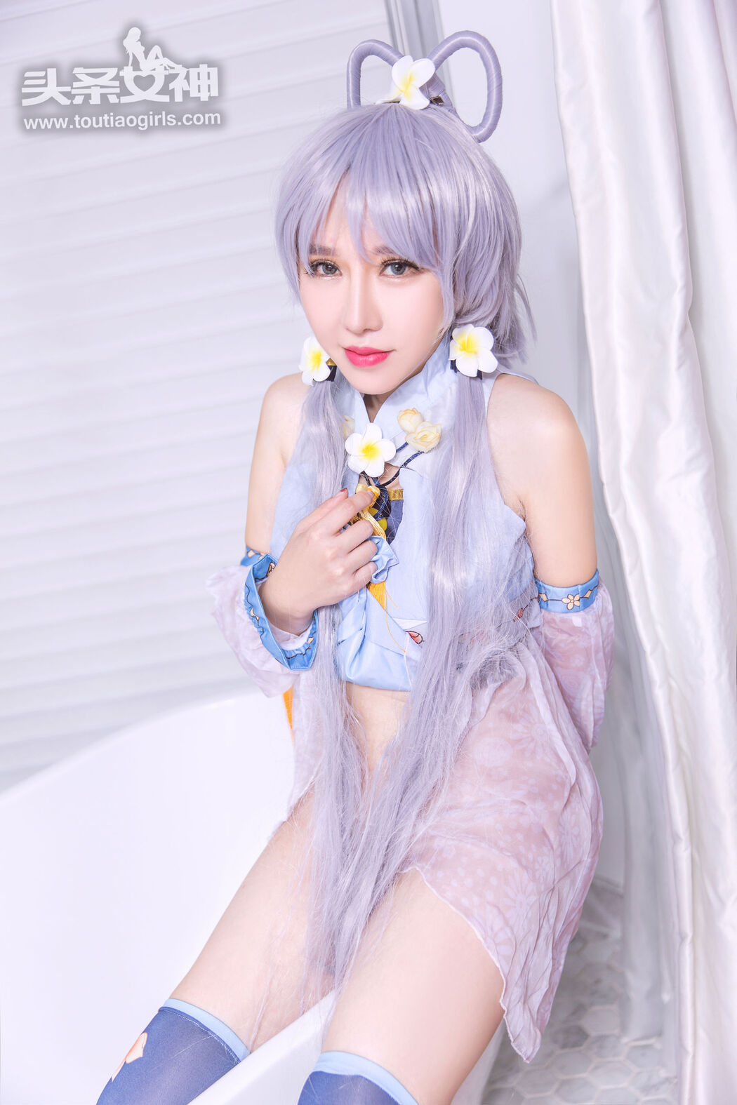 Xinxin "Tianyi Doll" [Headline Goddess]