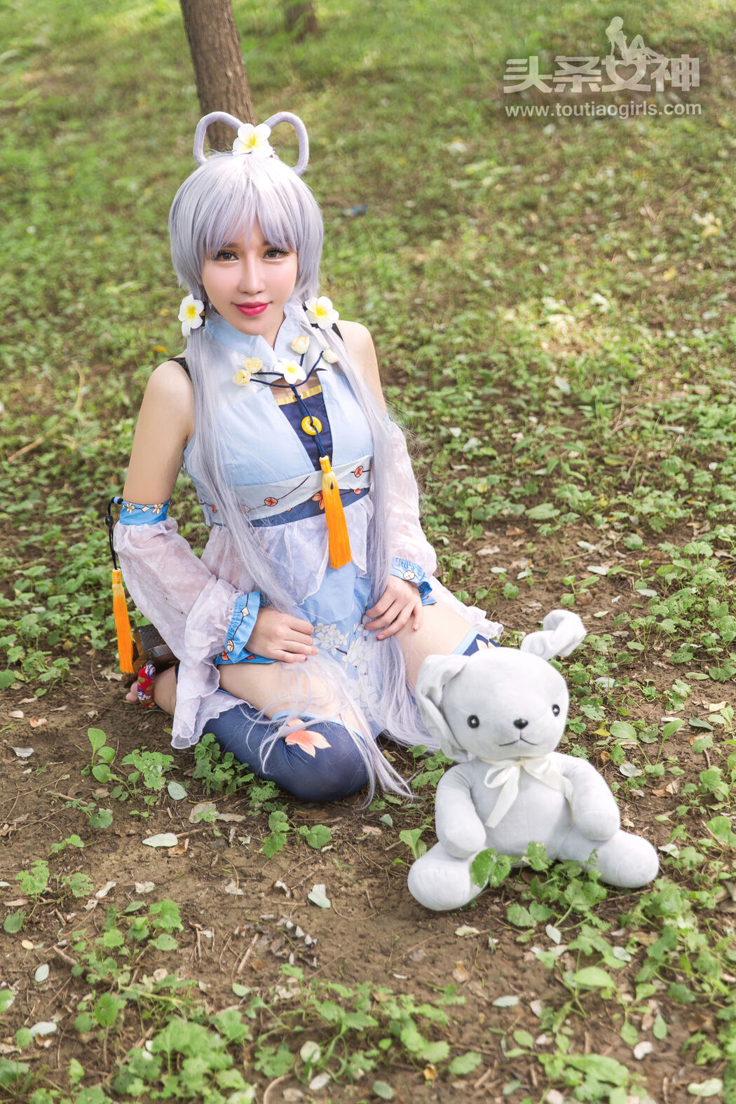 Xinxin "Tianyi Doll" [Headline Goddess]