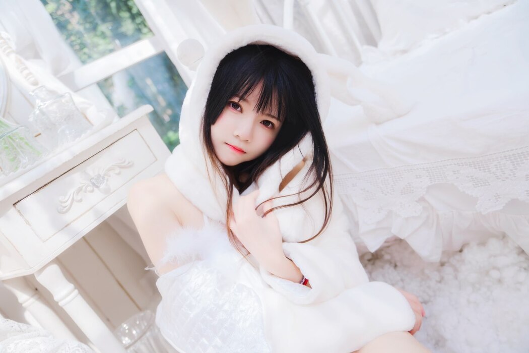 Coser@桜桃喵 Vol.142 小白兔01And 02