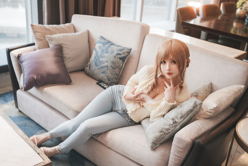 Coser@rioko凉凉子 Vol.107 兔女郎人妻