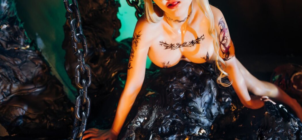Coser@晕崽Zz – 惩戒魅魔2