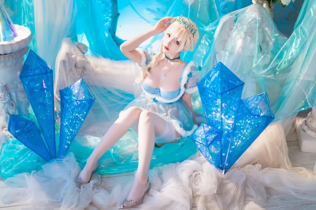 Coser@雯妹不讲道理 Vol.073 冰雪