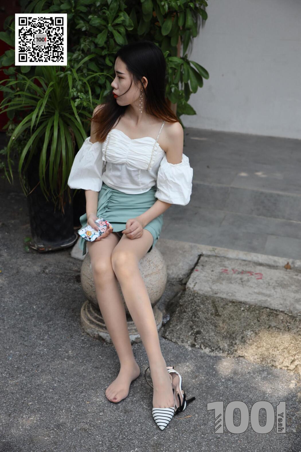 [One Thousand and One Nights IESS] Model Watermelon "Visiting Antique City 3" Beautiful legs and feet