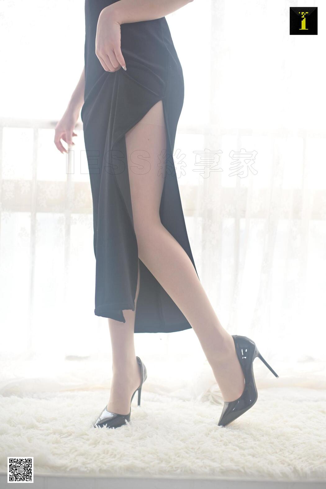 Yunzhi "Yunzhi Long Slit Cheongsam" [Iss to IESS] Beautiful legs and silk