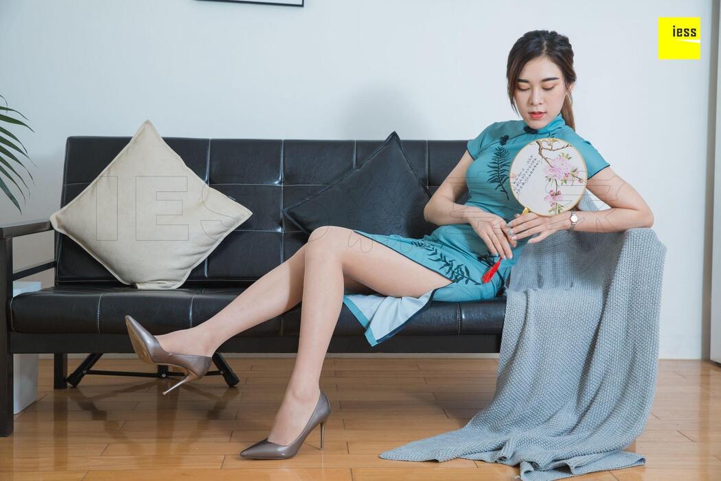 Model Xi Ran "Xi Ran Luscious and Quit the Same Cheongsam" [异思趣向IESS]