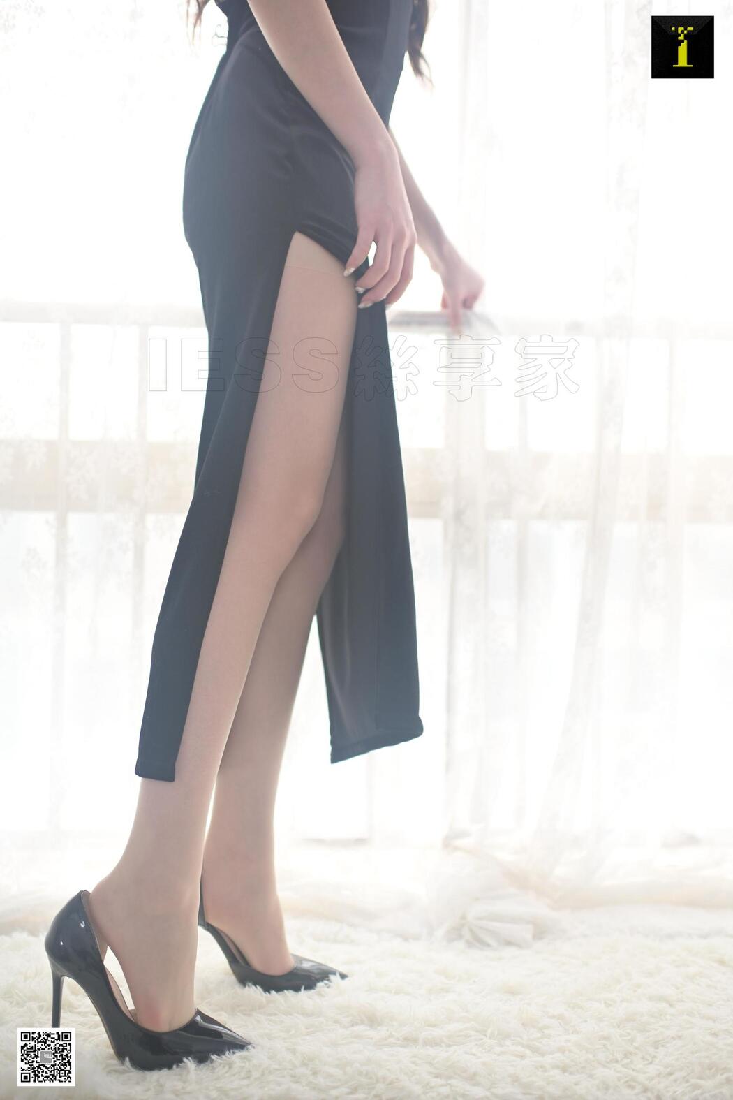 Yunzhi "Yunzhi Long Slit Cheongsam" [Iss to IESS] Beautiful legs and silk