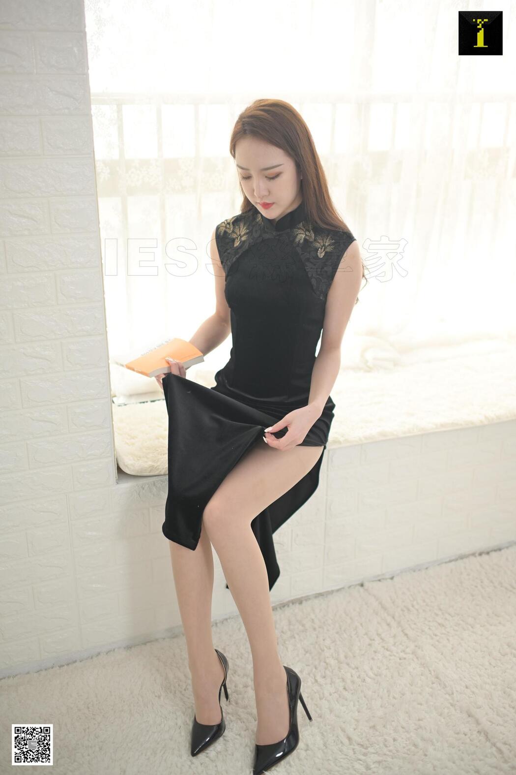 Yunzhi "Yunzhi Long Slit Cheongsam" [Iss to IESS] Beautiful legs and silk