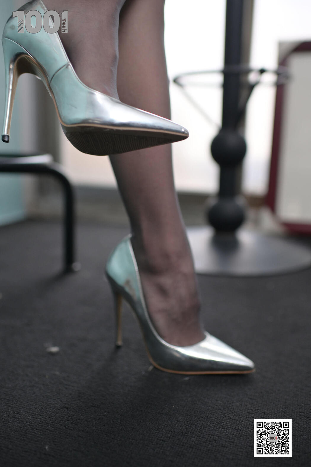 Real Model "Concentrated Capsule 2" [One Thousand and One Nights IESS] Beautiful legs and silk feet