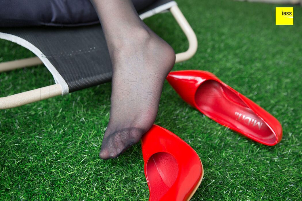 Wen Xin "Fatty Feet Charm Black Silk" [异思趣向IESS] Sixiangjia 232